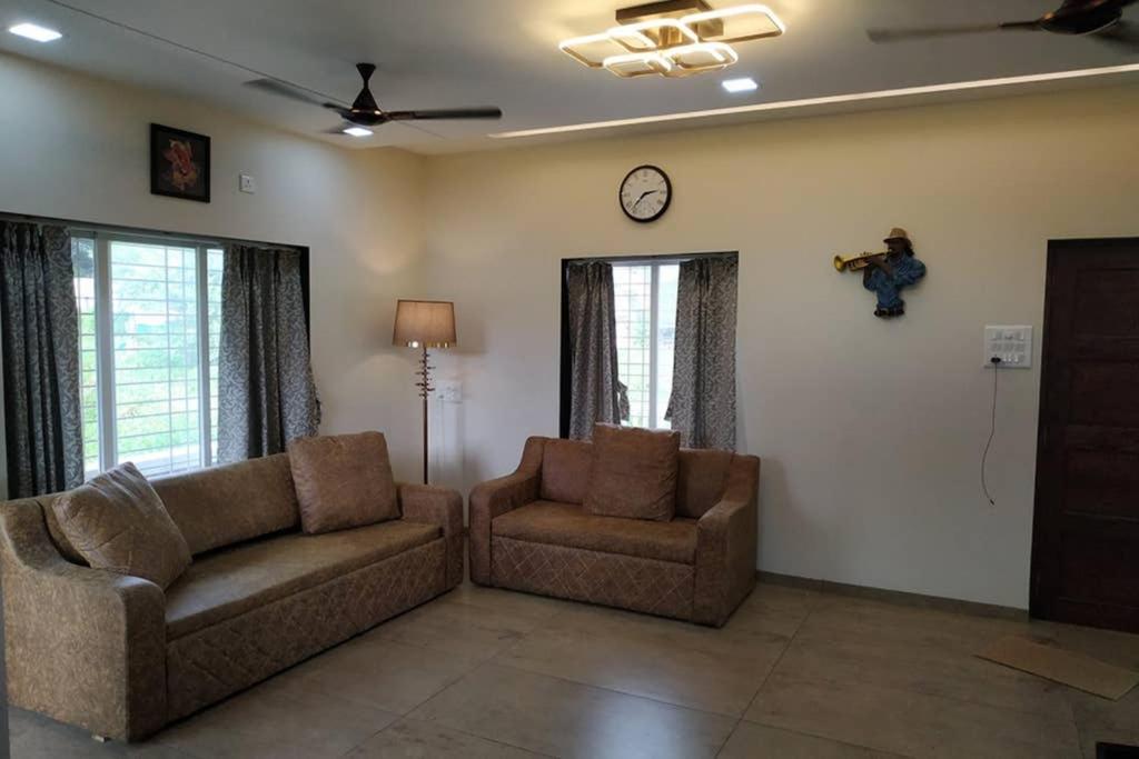 Spandan bunglow Apartment Alibag Bagian luar foto